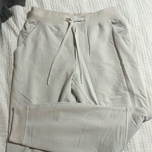 Lululemon City Sweat joggers! Never worn! very comfortable